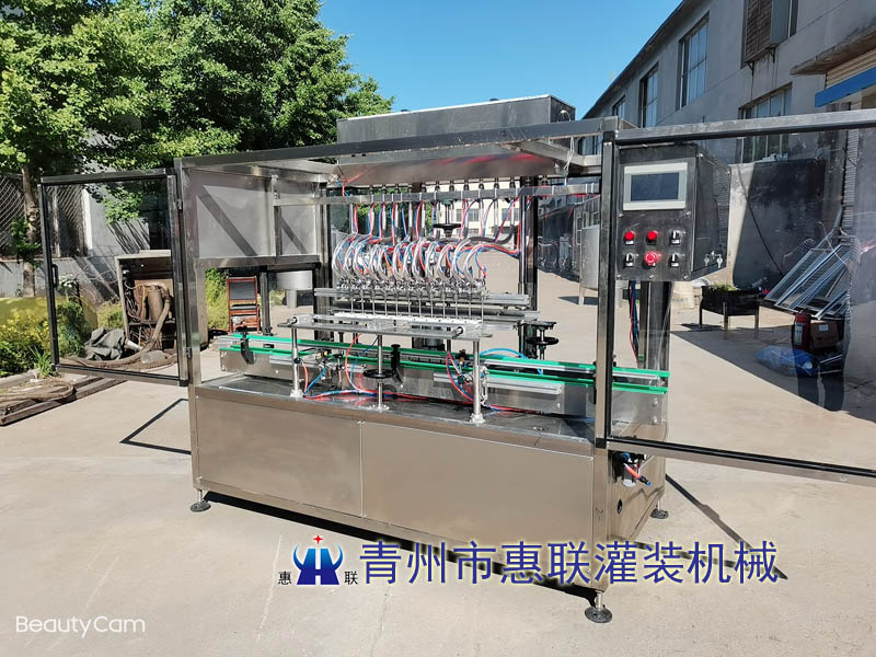 全自動(dòng)12頭液體肥料灌裝機(jī)